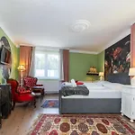 Corso, & Cafe, Garni Hotel Pressbaum
