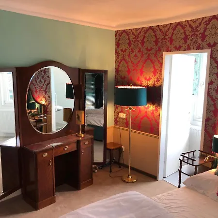 Corso, & Cafe, Garni Hotel