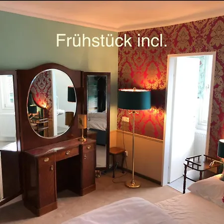 Corso, & Cafe, Garni Hotel