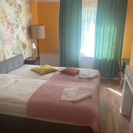 Corso, & Cafe, Garni Hotel