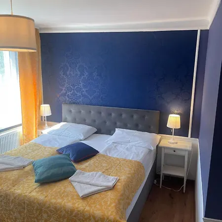 Hotel Corso, & Cafe, Garni