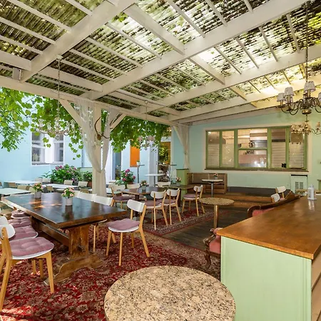 Corso, & Cafe, Garni Pressbaum