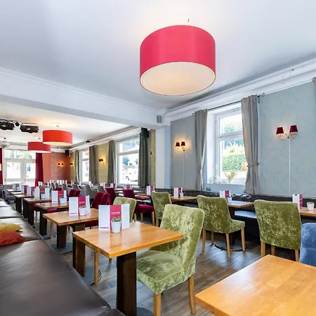 Hotel Corso, & Cafe, Garni