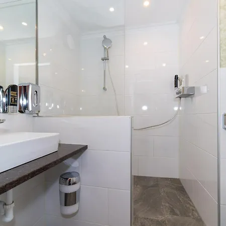 Corso, & Cafe, Garni Hotel *