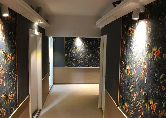 Corso, & Cafe, Garni Hotel Pressbaum