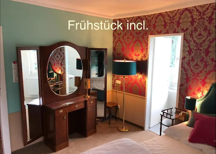 Corso, & Cafe, Garni Hotel