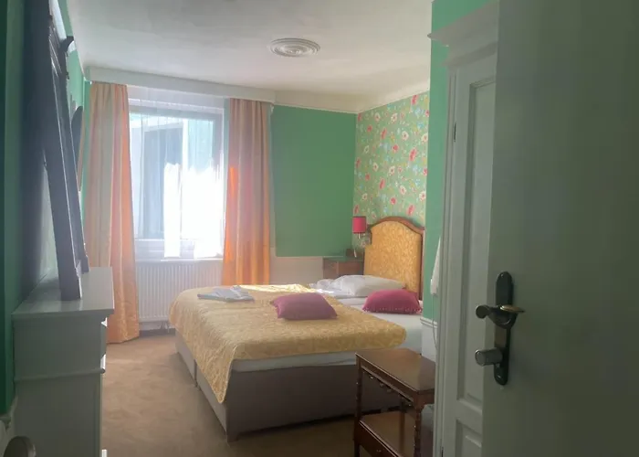 Corso, & Cafe, Garni * Pressbaum