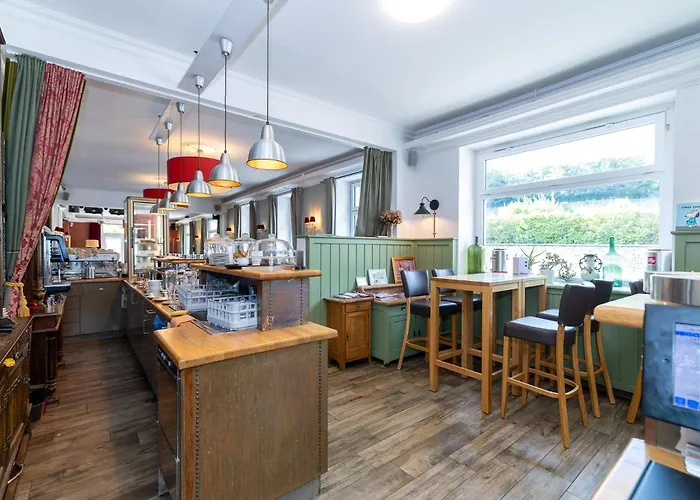 Corso, & Cafe, Garni Hotel *