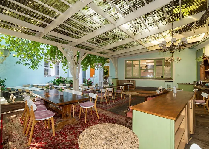 Corso, & Cafe, Garni Pressbaum