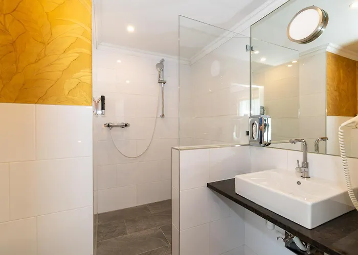 Corso, & Cafe, Garni Pressbaum