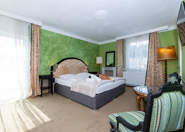 Corso, & Cafe, Garni Hotel *