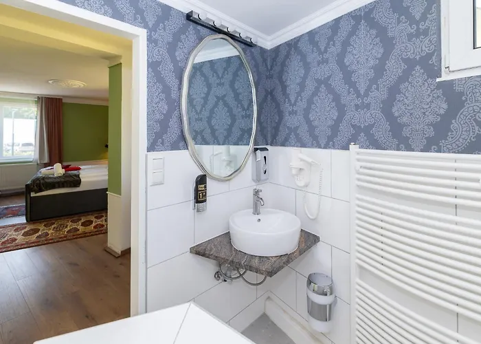 Hotel Corso, & Cafe, Garni Pressbaum